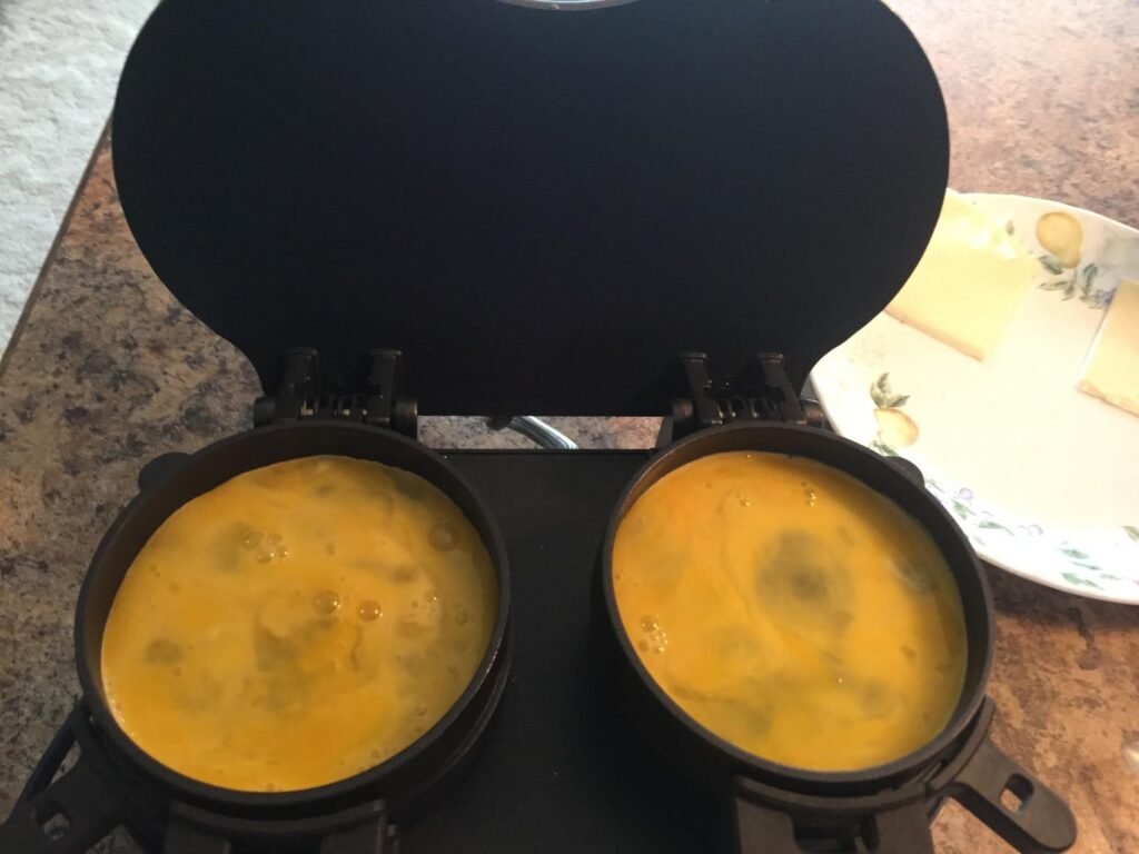 Hamilton Beach Dual Breakfast Sandwich 2 - Copy